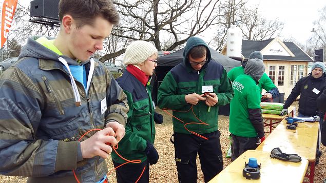   Noorte aednike kutsemeistriv�istlused Tartu Maamessil 21.04.16