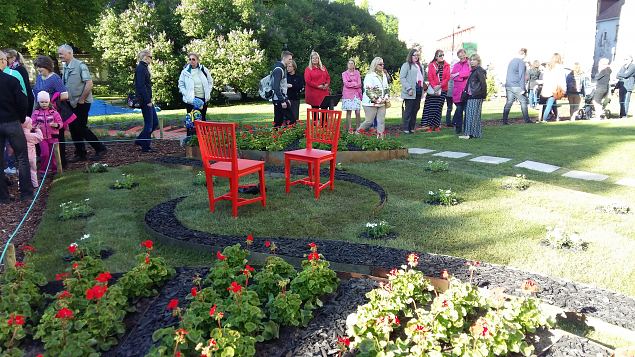   Tallinna Kopli Ametikooli aianduseriala �pilased Tallinna Lillefestivalil 2016