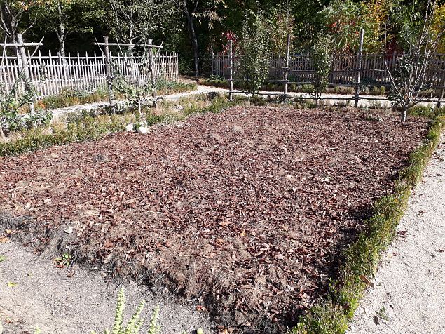   Prantsuse kuninganna Marie -Antoinette k�la Versaille lossi V�ikese Trianoni pargis. Okt. 2018