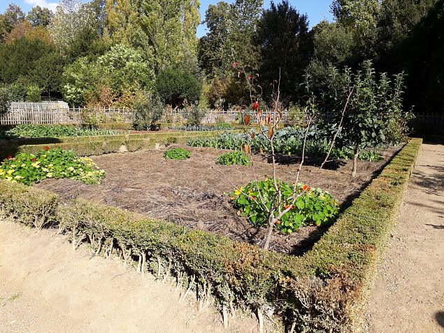   Prantsuse kuninganna Marie -Antoinette kla Versaille lossi Vikese Trianoni pargis. Okt. 2018