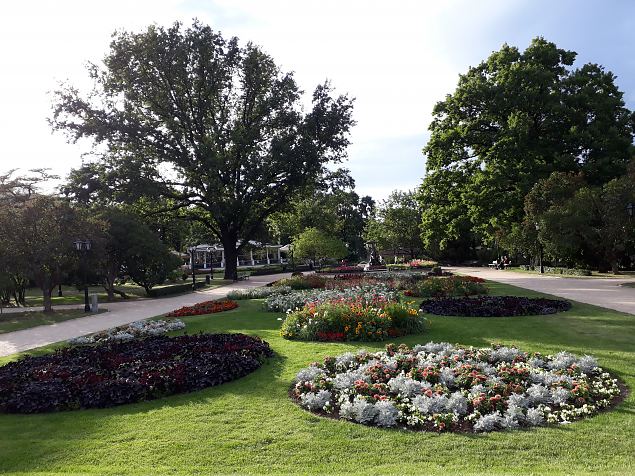   Riia vanalinna haljastus juuli 2019