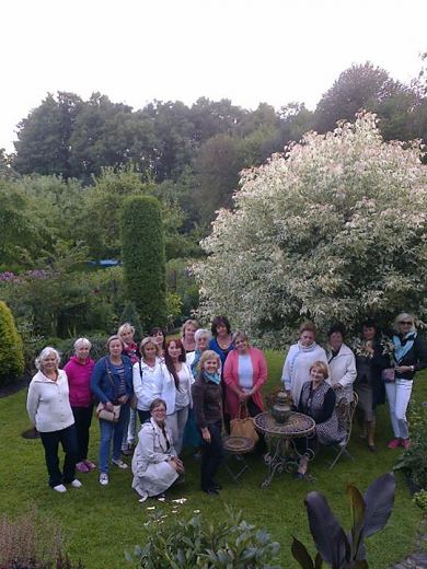   MT� Rannam�isa Ettev�tlikud Naised-Laulasmaa koduaia k�lastus 21.08.14