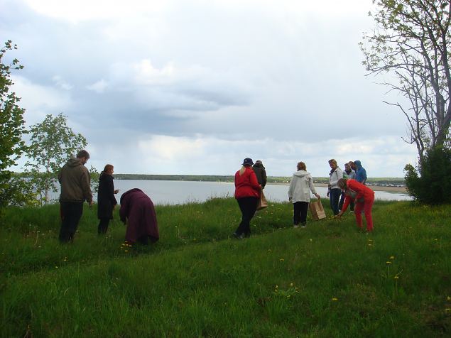   �pi�u Tabasalu Looduspargis. S��davate loodustaimede tundma�ppimine ja toiduks valmistamine 31.0