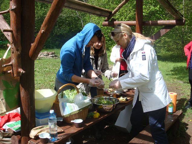   �pi�u Tabasalu Looduspargis. S��davate loodustaimede tundma�ppimine ja toiduks valmistamine 31.0