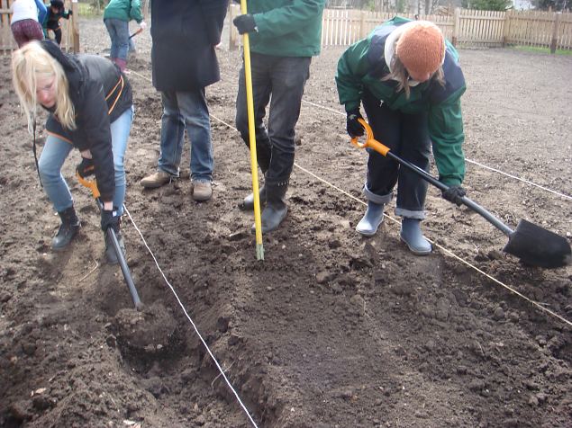   Tallinna Kopli Ametikooli aianduseriala �pilaste praktika Eesti Vaba�humuuseumis 22.-23.04.15