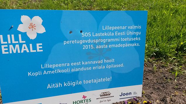   Papipeenra tegemine varesnaadi alale (Vaba�humuuseumis 23.04.15)