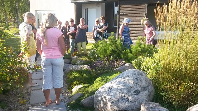   Aiakujunduse koolitus Ilmandu eraaias 10.08.15